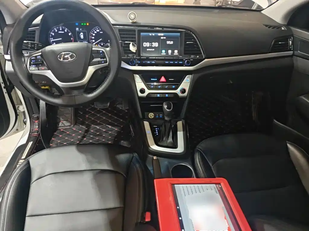 Hyundai Celesta 2017 — фото 10
