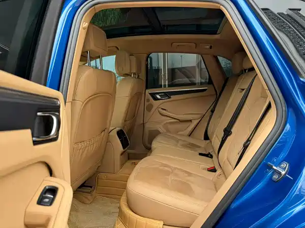 Porsche Macan 2016