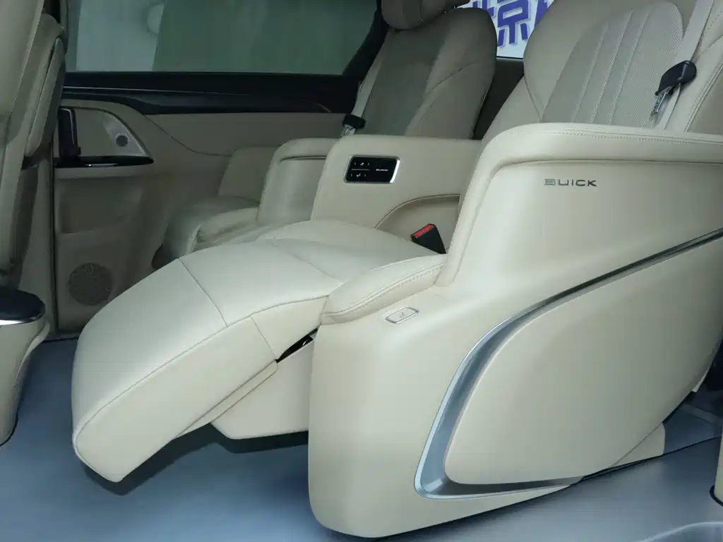 Buick GL8 Hybrid 2025 — фото 16