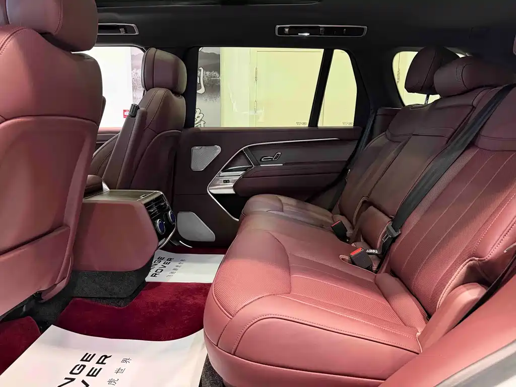Land Rover Range Rover 2025 — фото 15