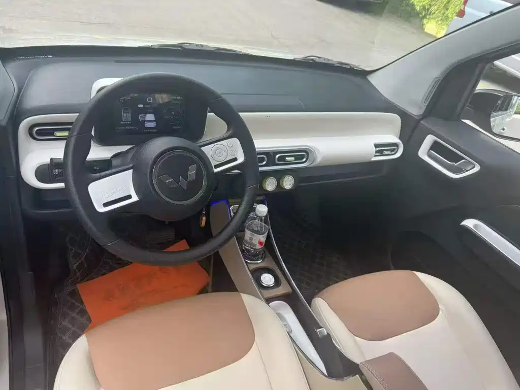 Wuling Hongguang MINIEV 2025