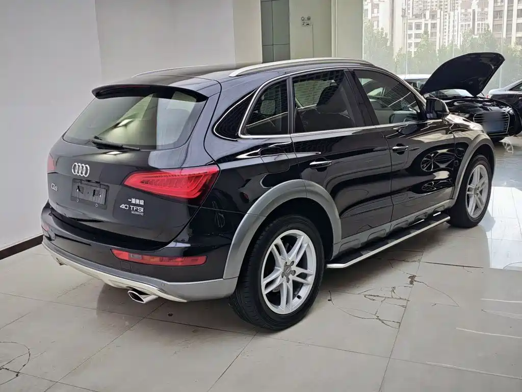 Audi Q5 2018 — фото 6