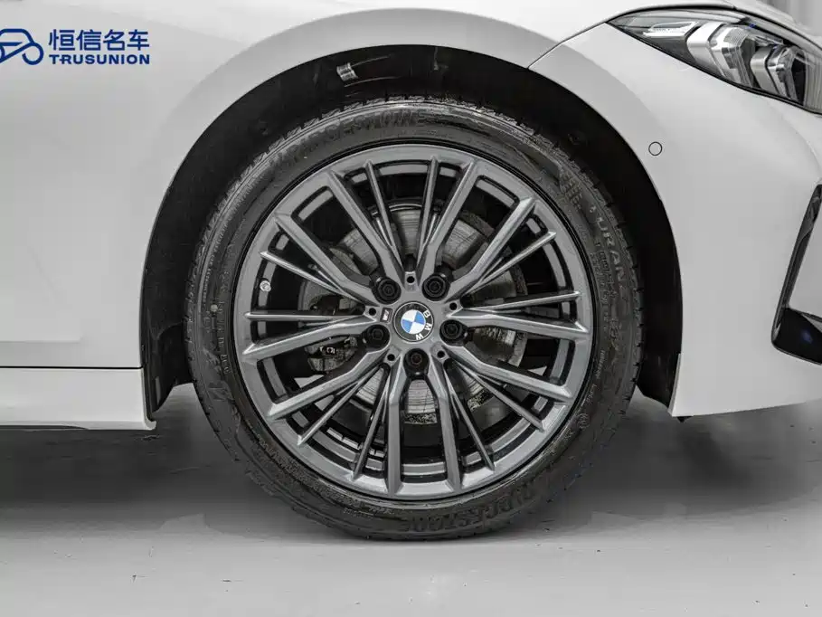 BMW 3 Series 2023
