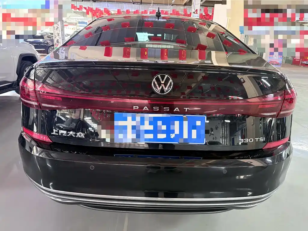 Volkswagen Passat 2022 — фото 17
