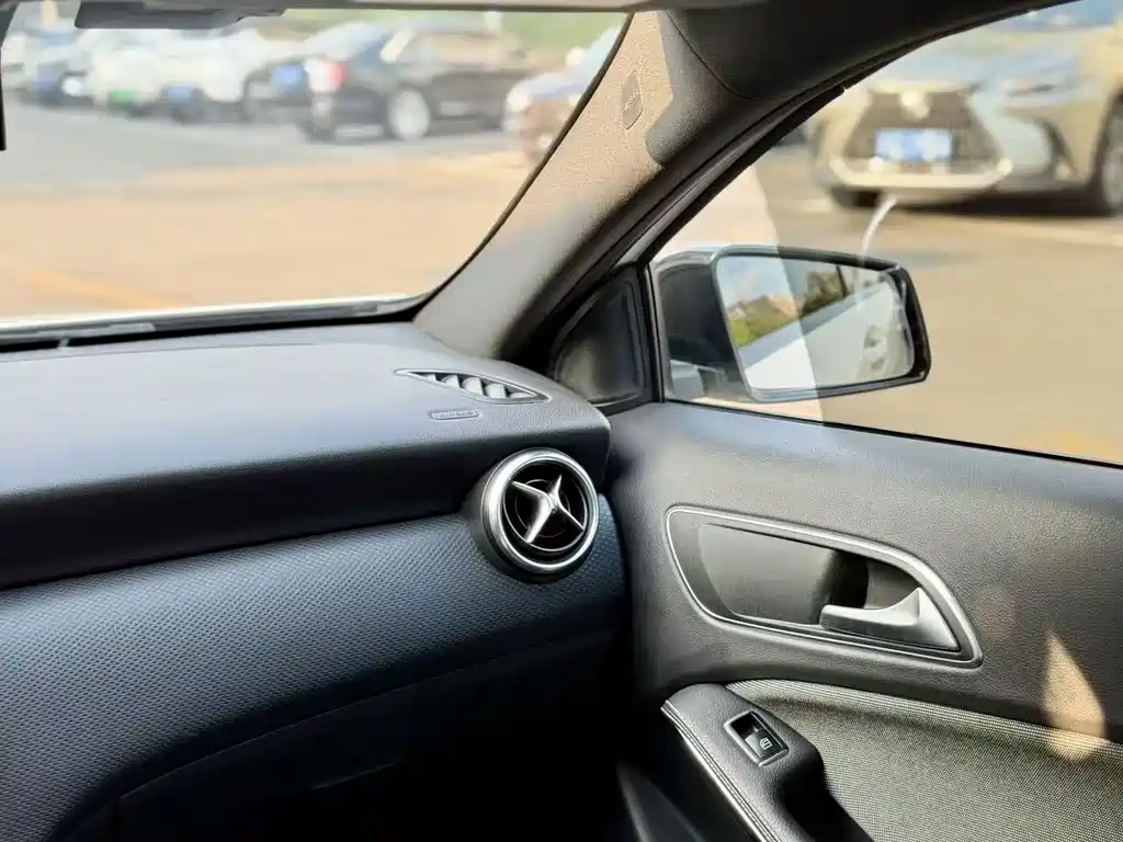 Mercedes-Benz A-Class 2016