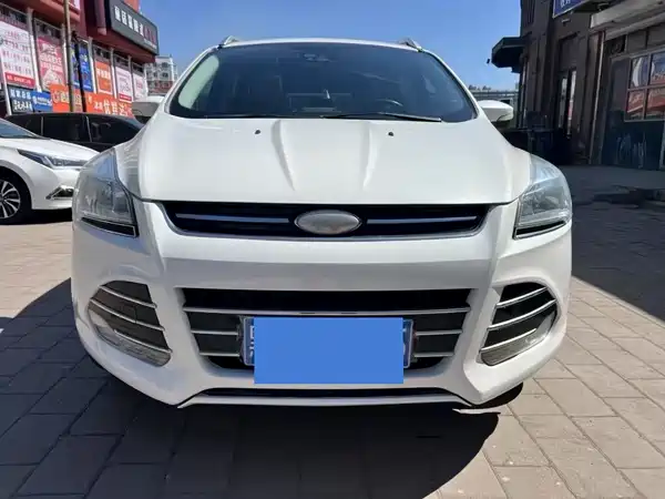Ford Kuga 2015