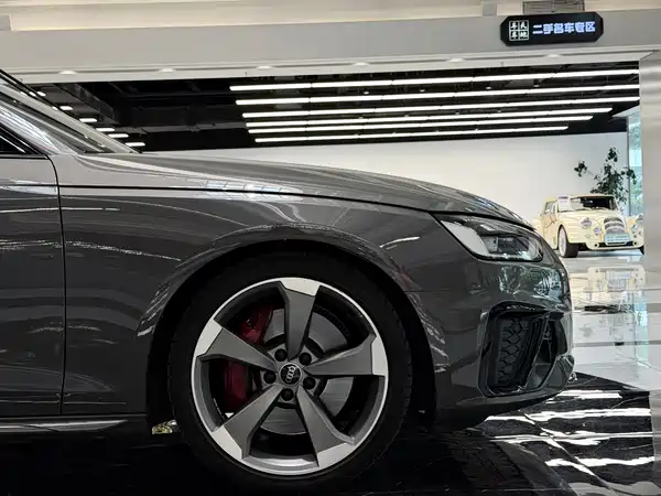 Audi S4 2023
