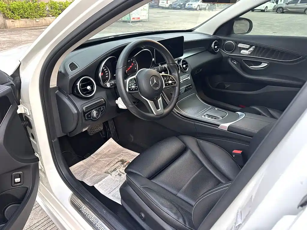 Mercedes-Benz C-Class 2019