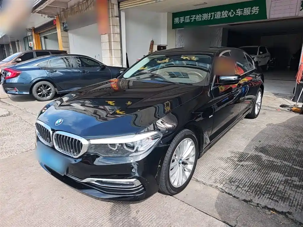 BMW 5 Series 2018 — фото 2