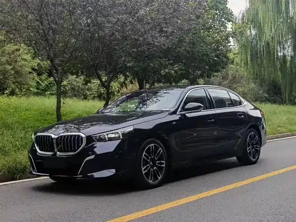 BMW 5 Series 2024