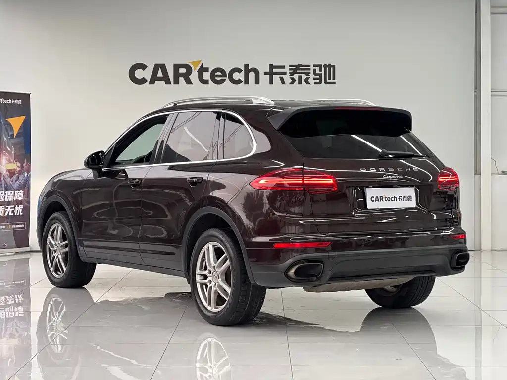 Porsche Cayenne 2015 — фото 10