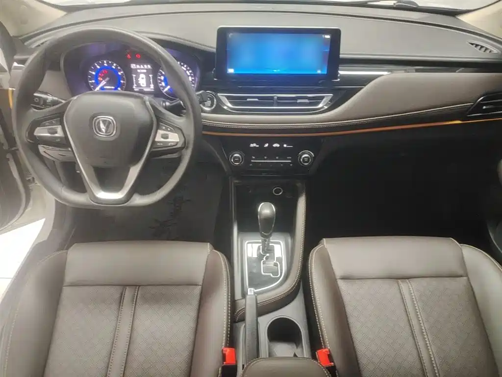Changan Eado DT 2020 — фото 10