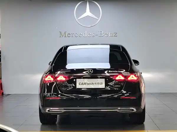 Mercedes-Benz E-Class 2024