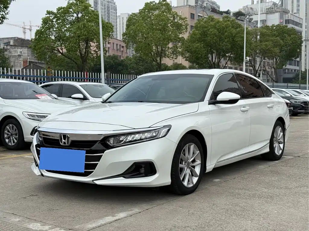 Honda Accord 2023 — фото 1
