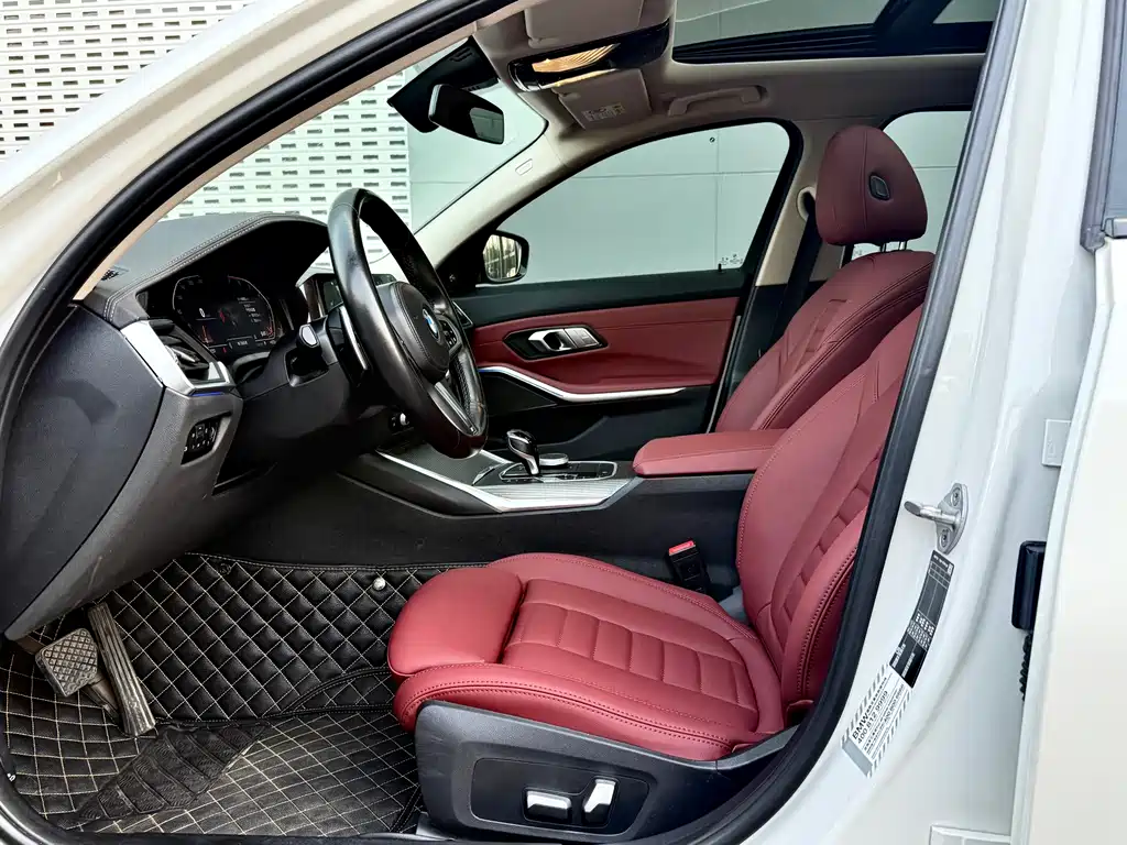 BMW 3 Series 2021