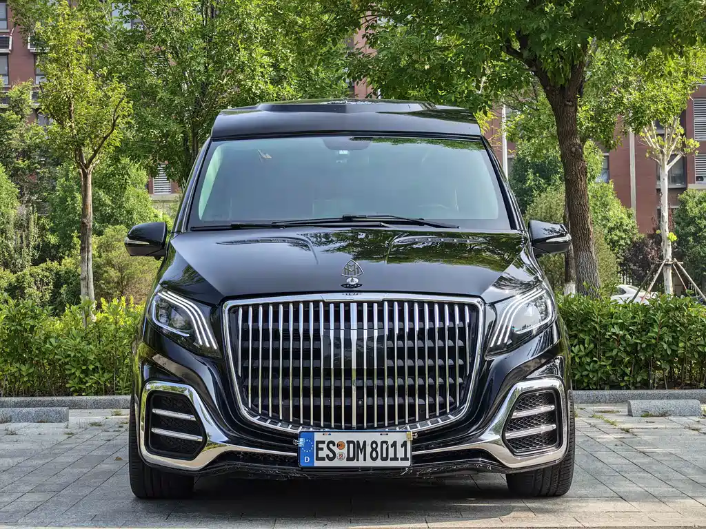 Mercedes-Benz Vito 2023 — фото 2