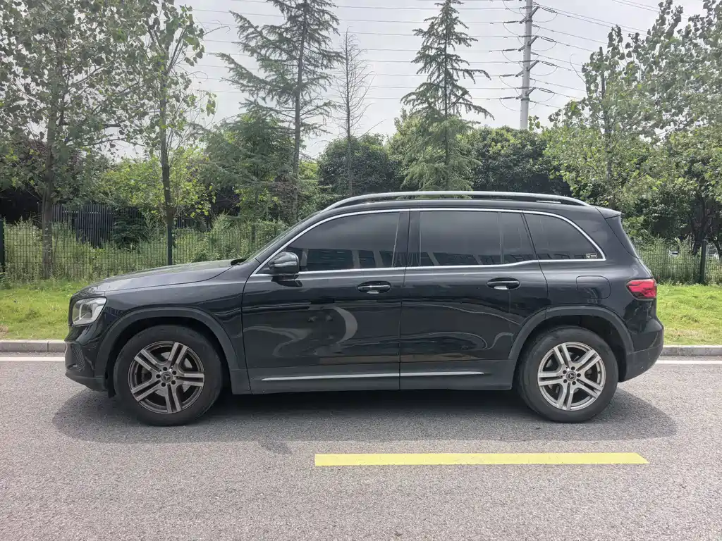 Mercedes-Benz GLB 2020
