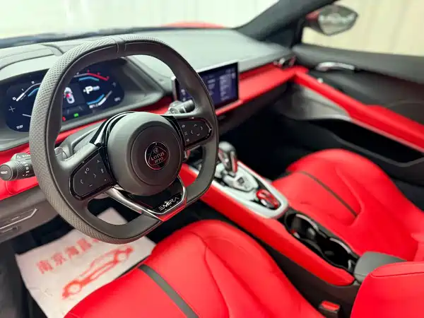 Lotus EMIRA 2025