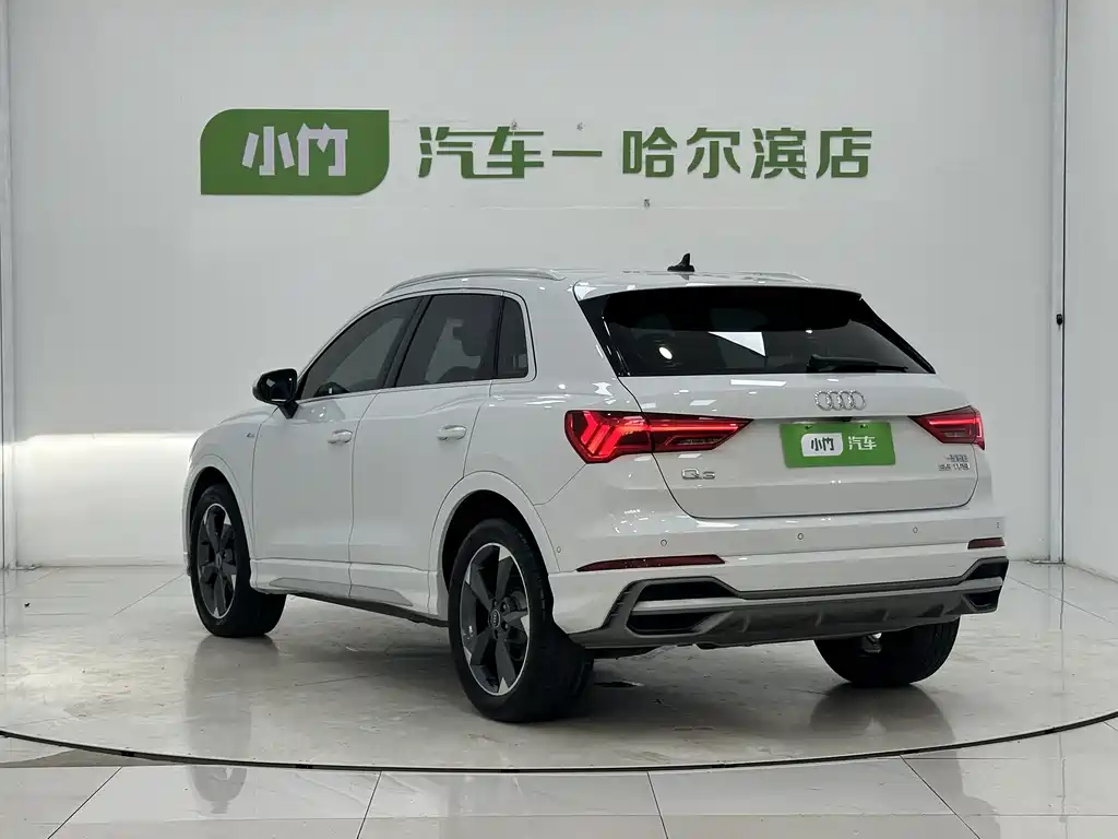Audi Q3 2023 — фото 4