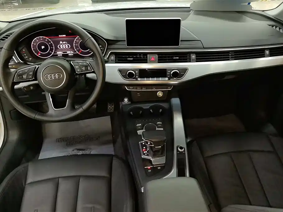 Audi A4L 2018 — фото 12