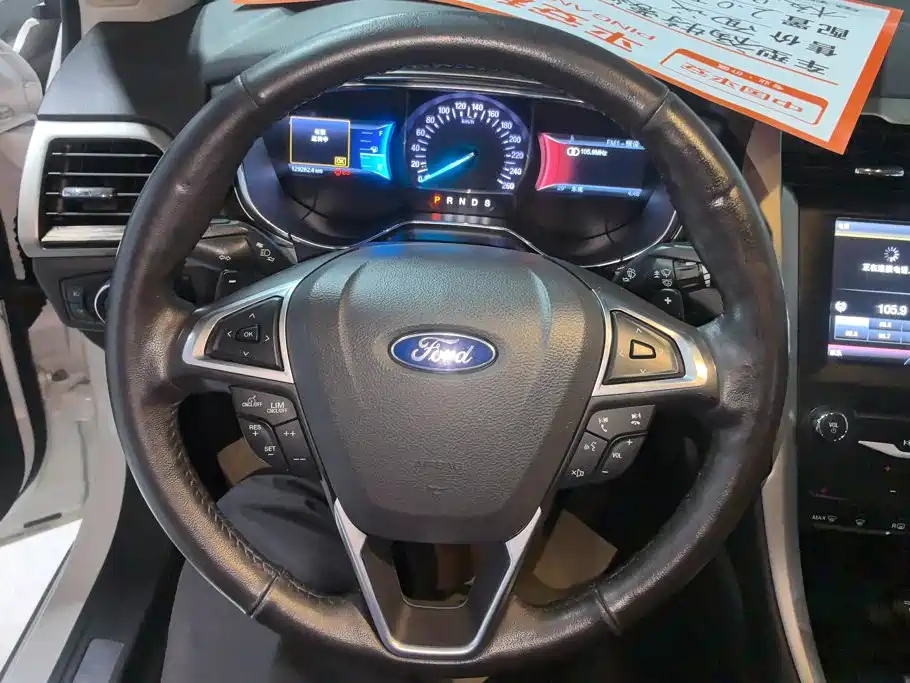 Ford Mondeo 2014 — фото 15