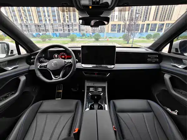 Volkswagen Tiguan L 2025