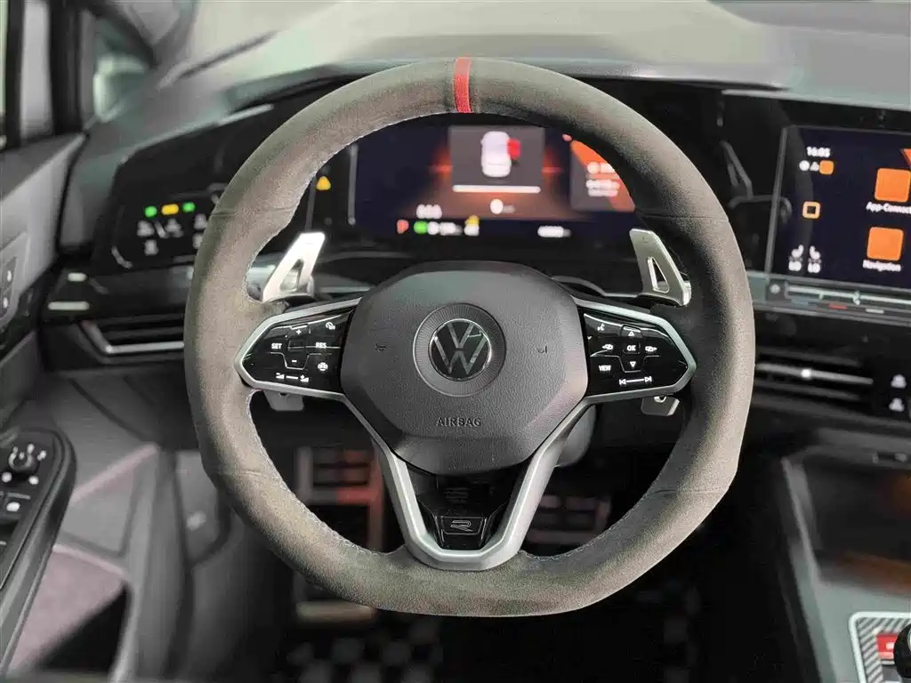 Volkswagen Golf 2023 — фото 14