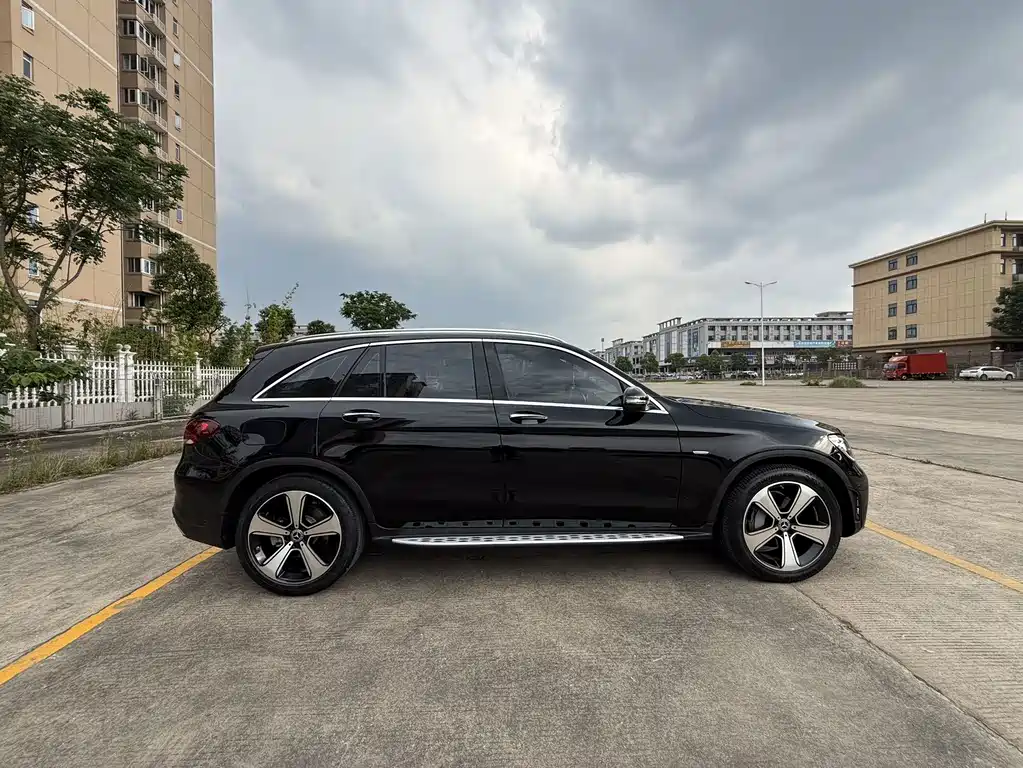 Mercedes-Benz GLC 2023 — фото 10