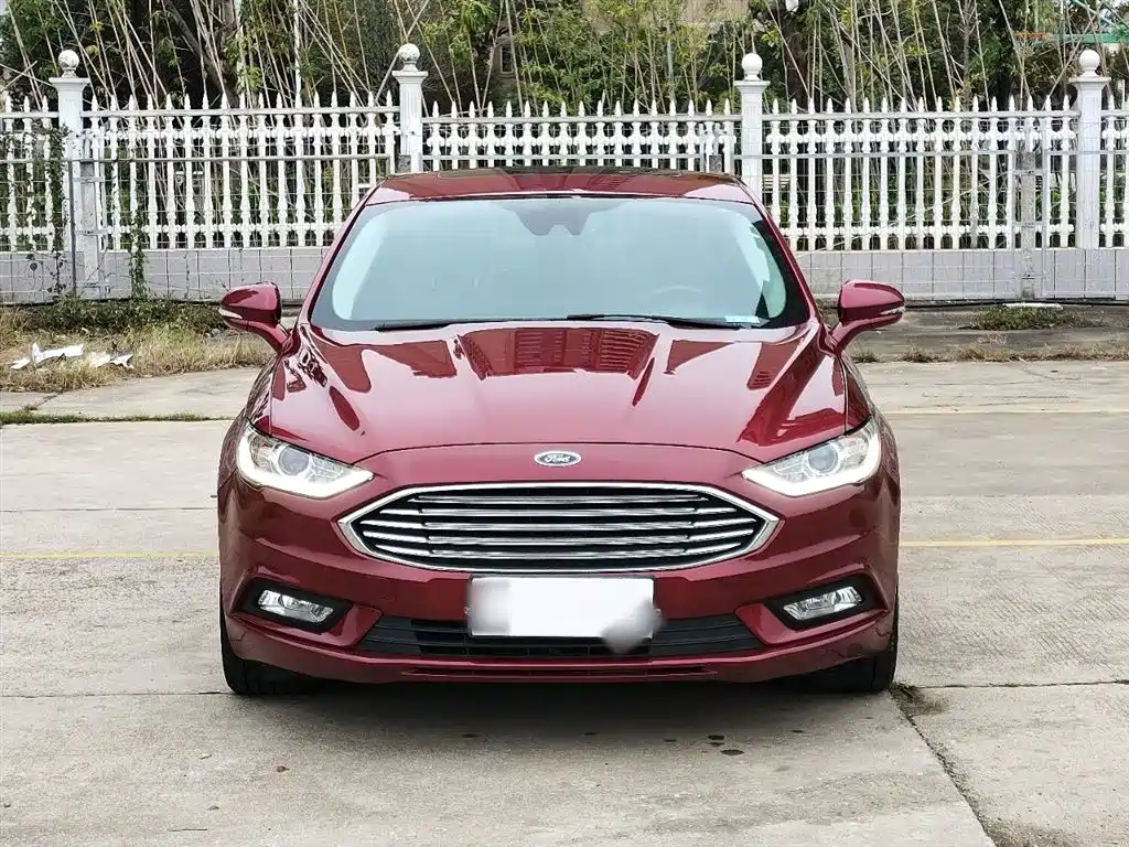 Ford Mondeo 2018 — фото 12