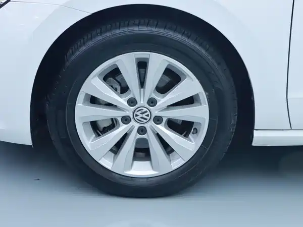 Volkswagen Golf Jialu 2016