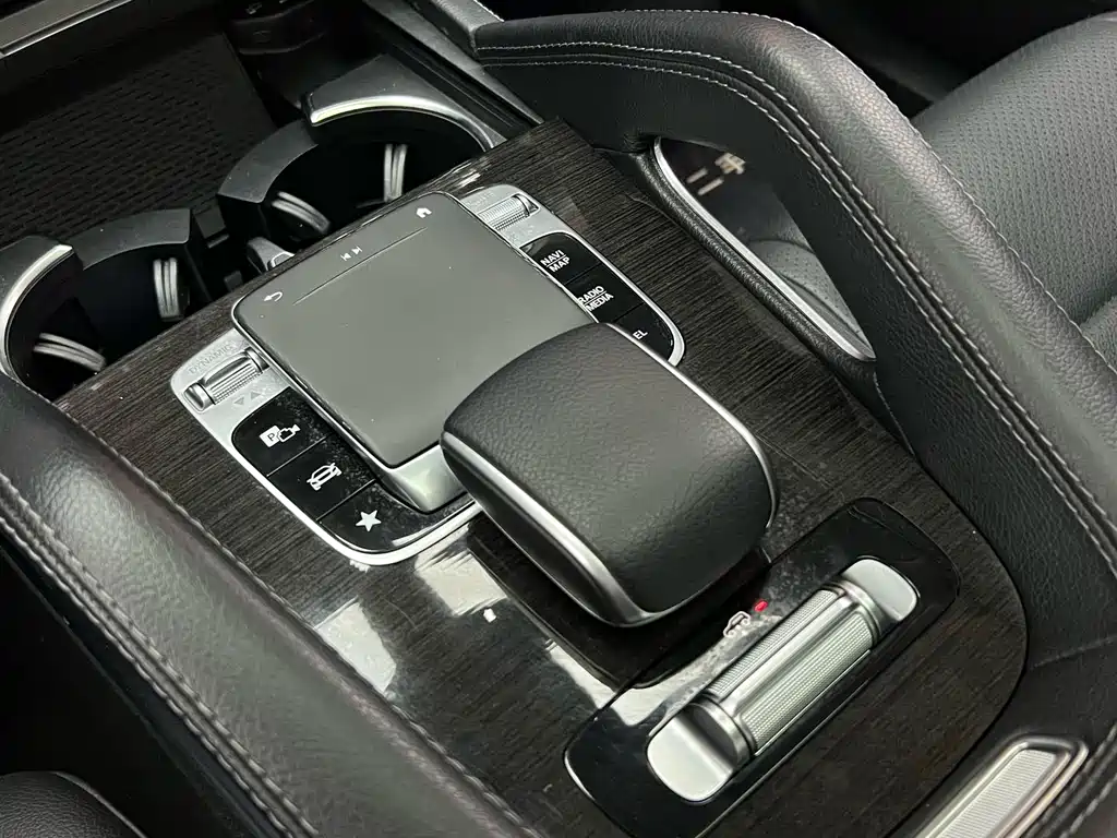 Mercedes-Benz GLE 2019 — фото 15