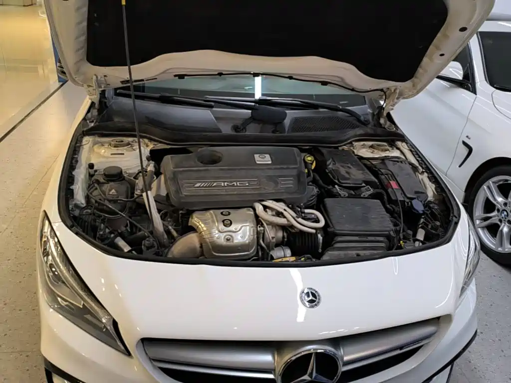 Mercedes-Benz CLA AMG 2018 — фото 20