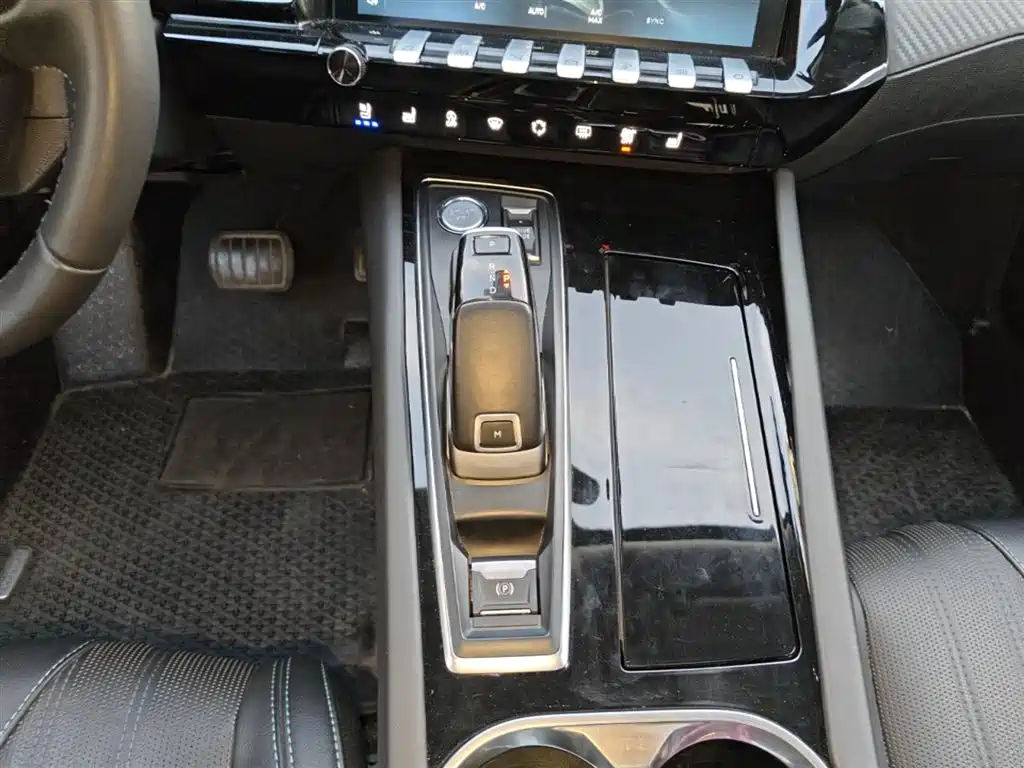 Peugeot 508 2023 — фото 14