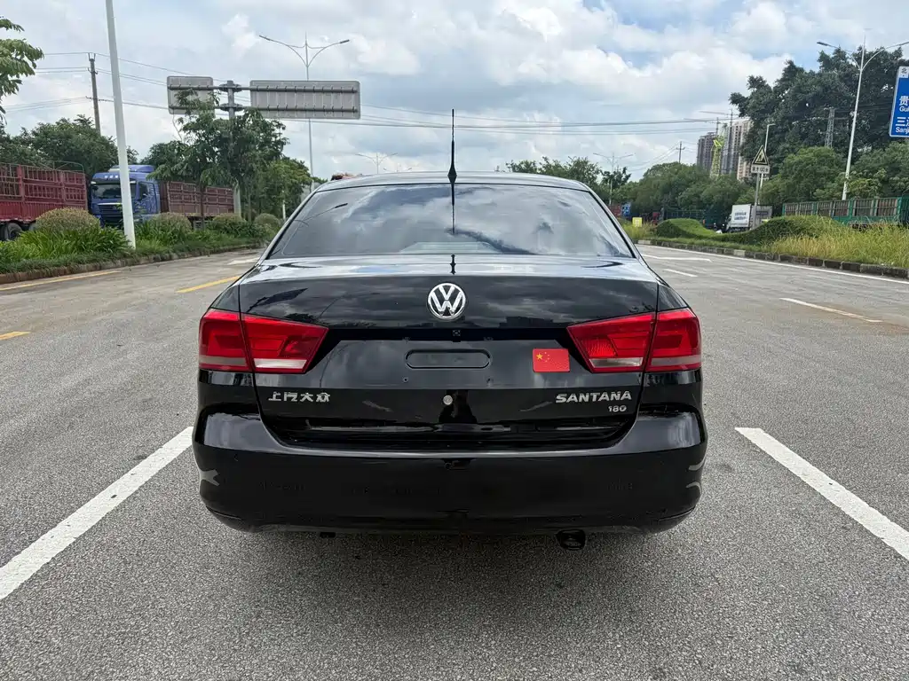 Volkswagen Santana 2016