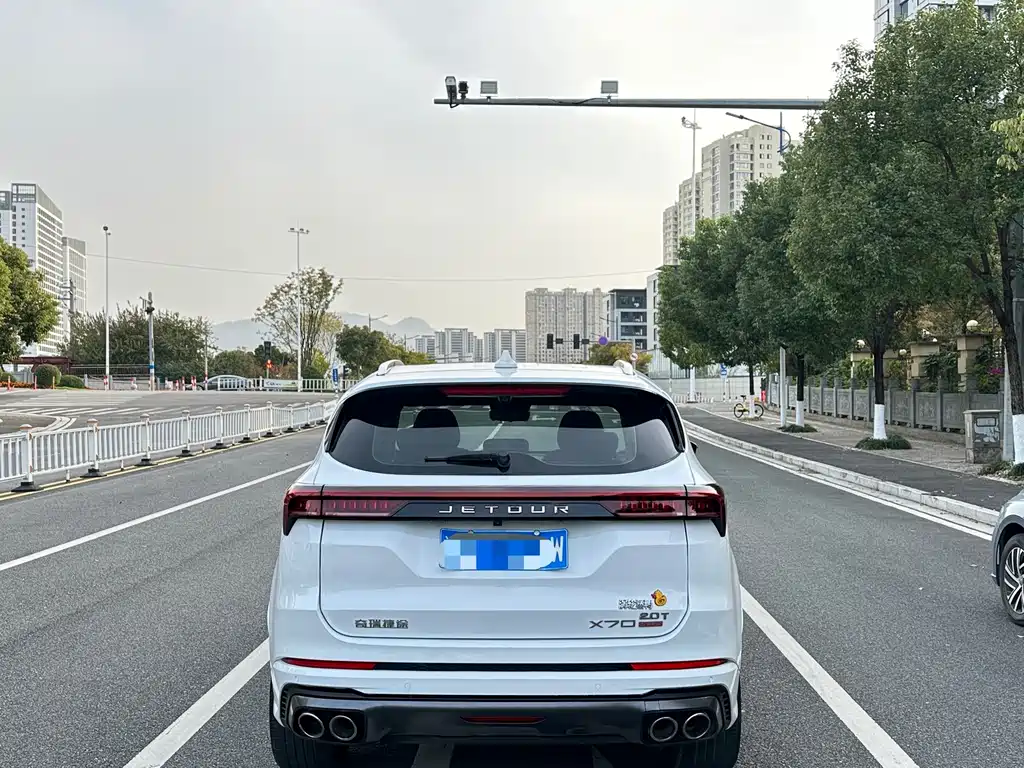 Jetour X70 PLUS 2023 — фото 14