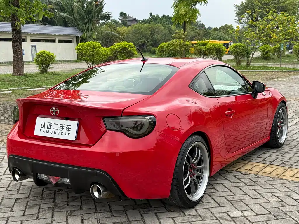 Toyota 86 2014 — фото 14
