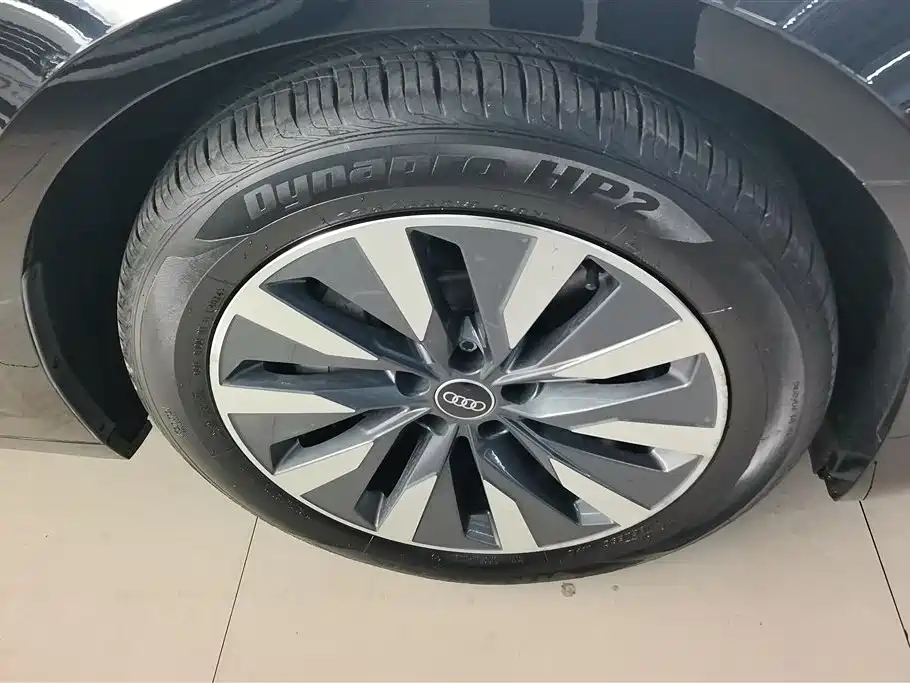 Audi A6L 2023