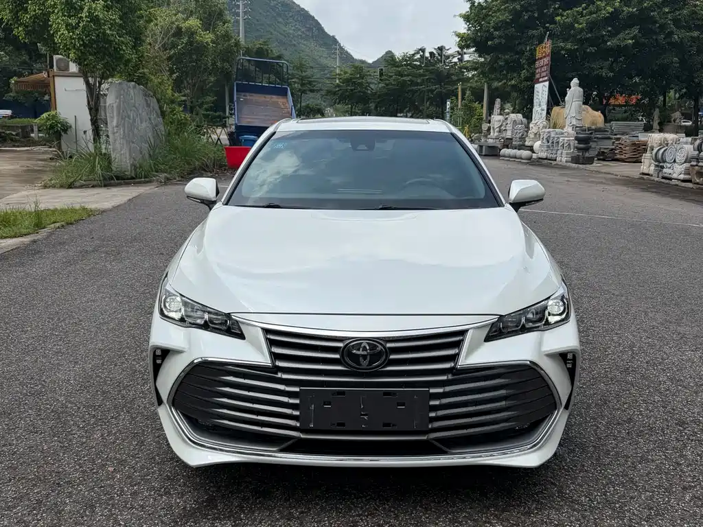 Toyota Avalon 2020