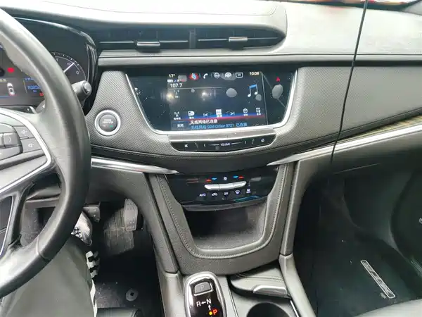 Cadillac XT5 2018