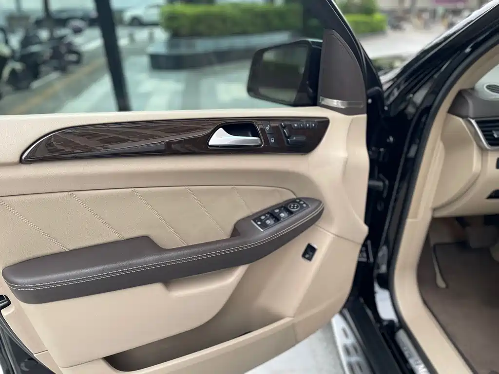 Mercedes-Benz GL-Class 2015 — фото 6