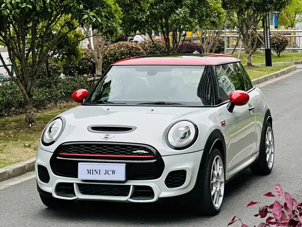 MINI JCW 2017