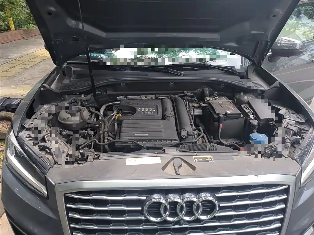 Audi Q2L 2020 — фото 16