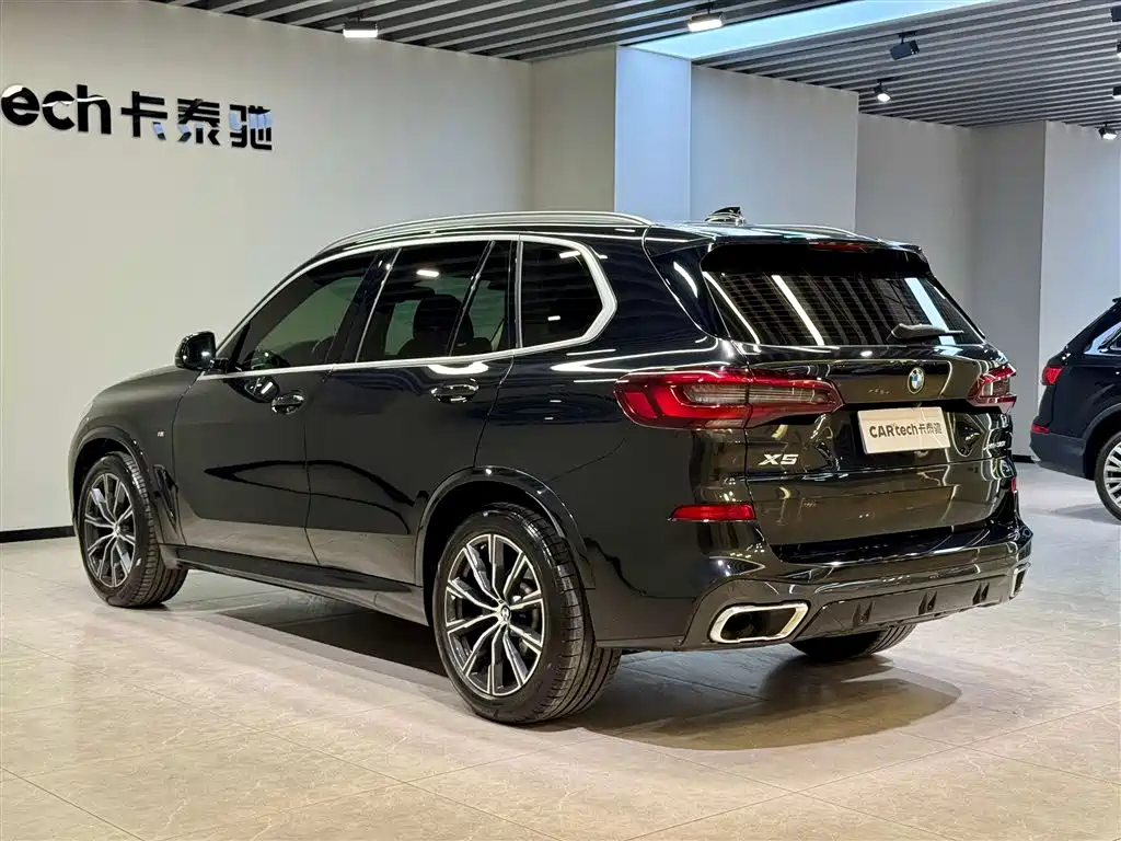 BMW X5 2021 — фото 6