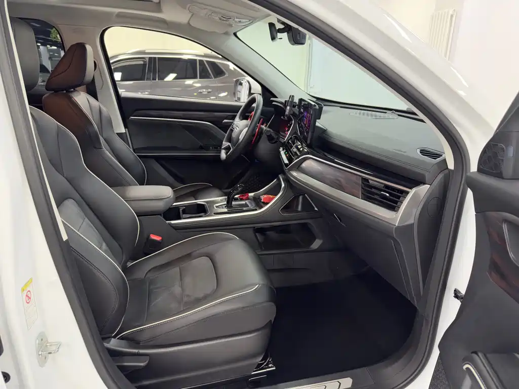 Haval H6 2023 — фото 19