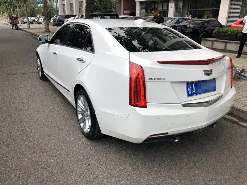 Cadillac ATS-L 2017 — фото 12