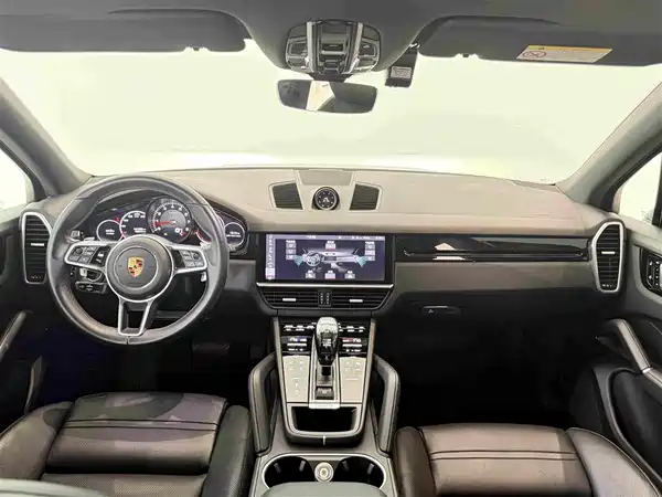 Porsche Cayenne 2020