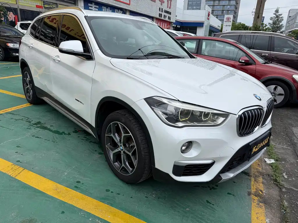 BMW X1 2017 — фото 3