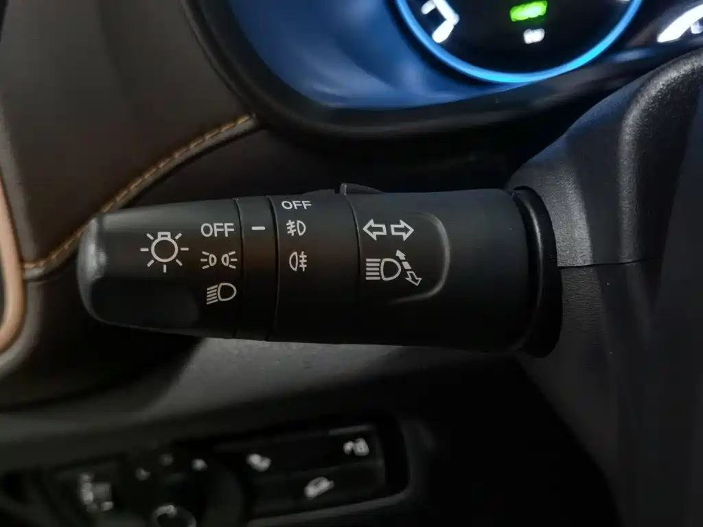 Aion Trumpchi GE3 2018 — фото 21