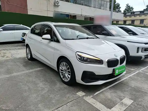 BMW 2 Series Station Wagon 2019