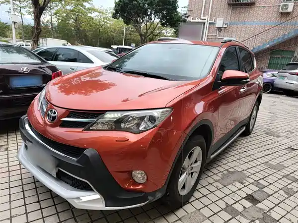 Toyota RAV4 2013